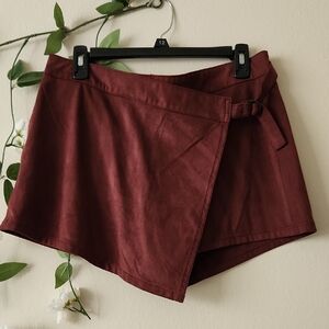 NWT - American Eagle Outfitters Maroon Suede Faux Wrap Skort - 10